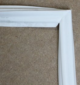 Freezer Door Seal - 2426448516 Magnetic Door Seal [Electrolux Aeg]