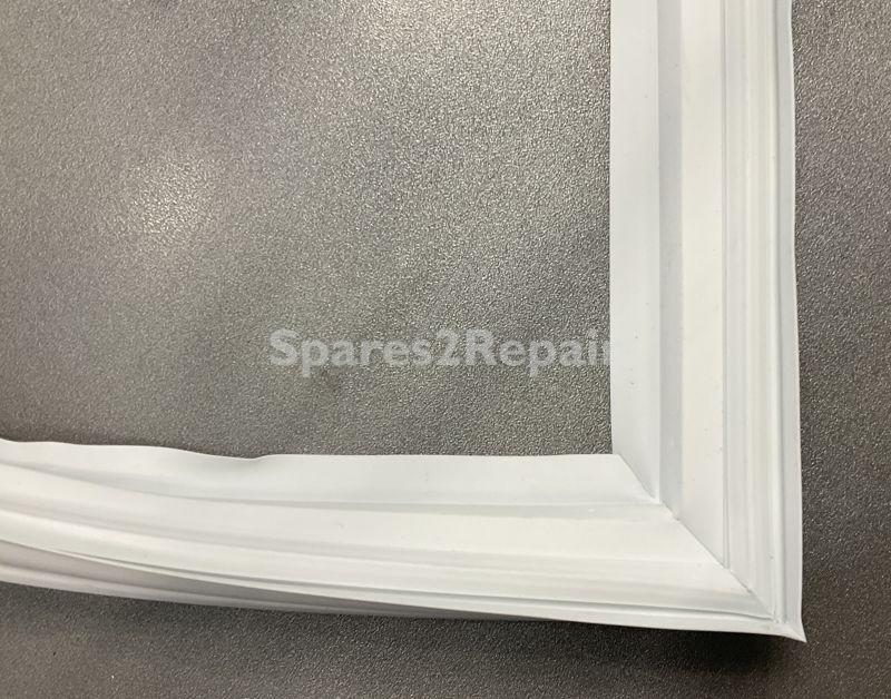 Refrigerator Door Seal - 2248016962 Magnetic Seal White 514 5x977 [Electrolux Aeg]