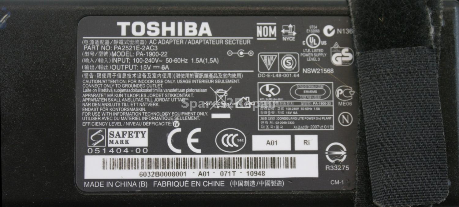 Toshiba - Charger - PA2521E-2AC3 - PA-1900-22 - 15V 6A (Original)