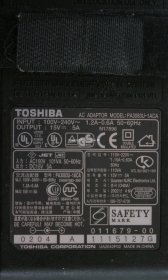 Toshiba - Charger - PA3083U-1ACA - 15V 5A (Original)