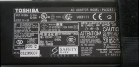 Toshiba - Charger - PA3283U-1ACA - 15V 5A (Original)